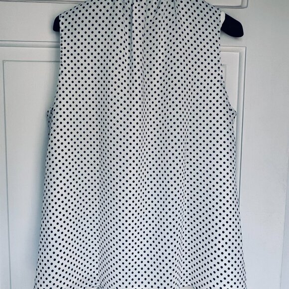 Cute J.Crew top, white with black dots, in 'S' - Picture 4 of 8